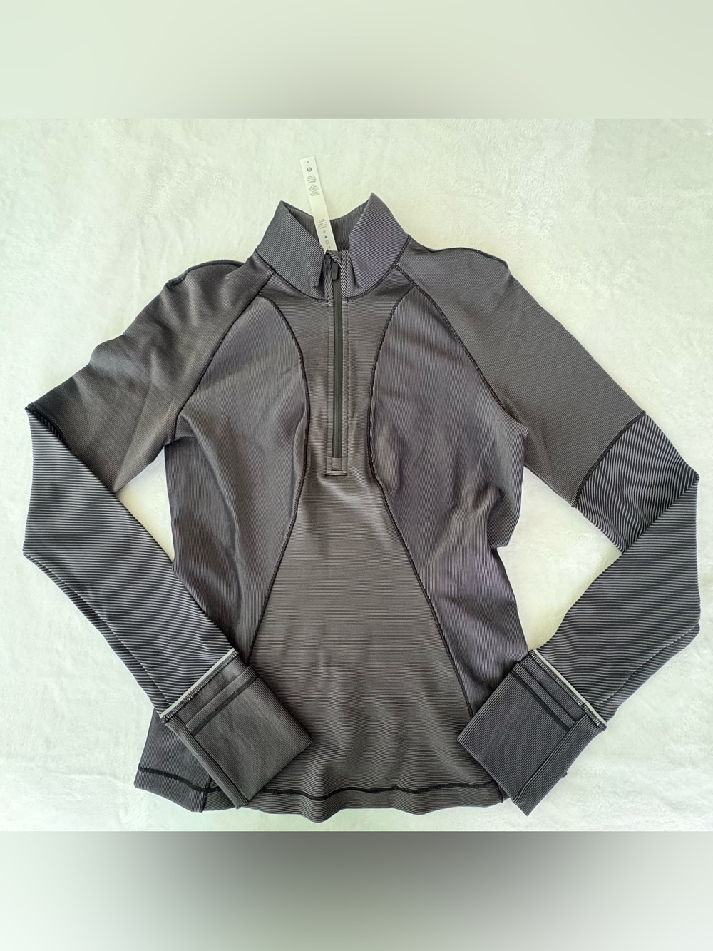 NWT Lululemon Two-Tone Ribbed Running Half Zip - Picture 4 of 8